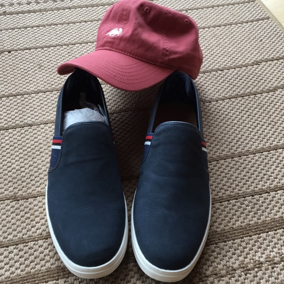 Navy blue Goodfellow sneakers - Picture 4 of 4